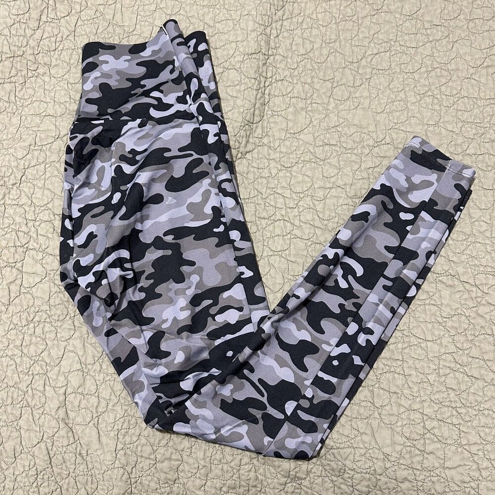 Miraclesuit  Leggings Size Medium Gray Camo Print High Waist Tummy Control  A616